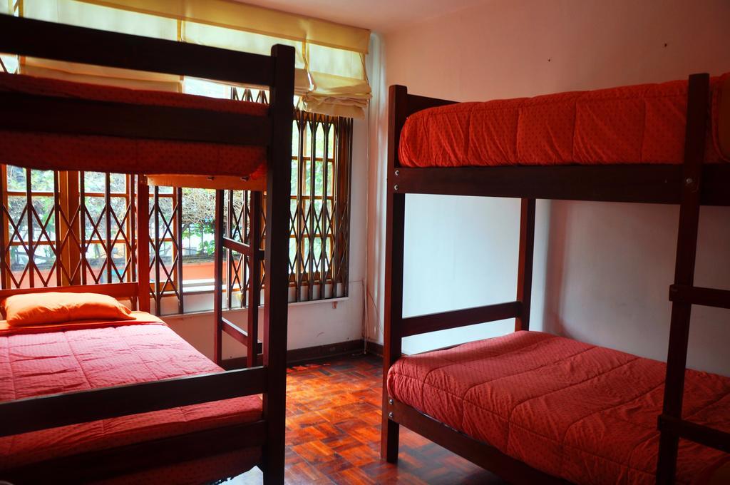 Zig Zag Hostel Lima Bagian luar foto